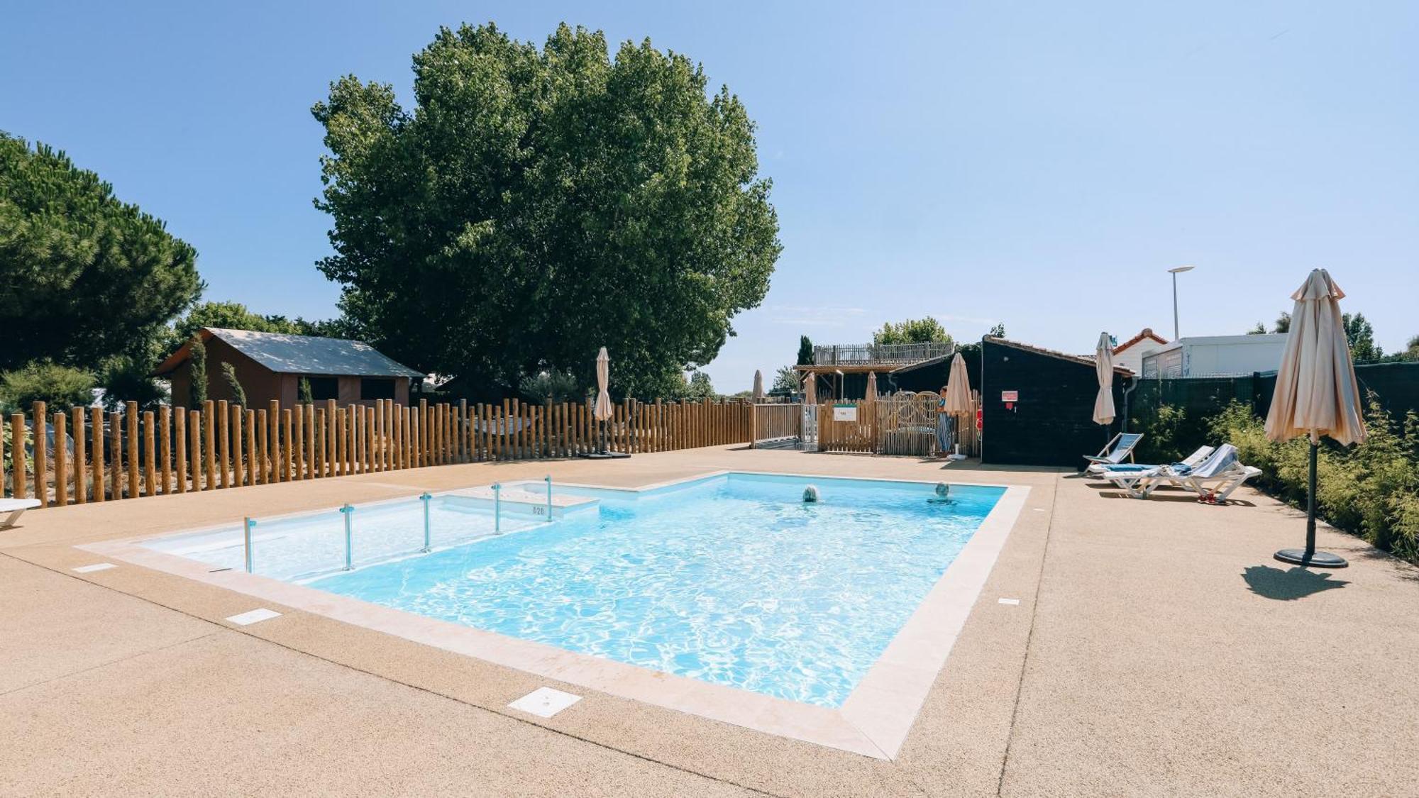 Camping La Pree Les Portes-en-Re Eksteriør bilde