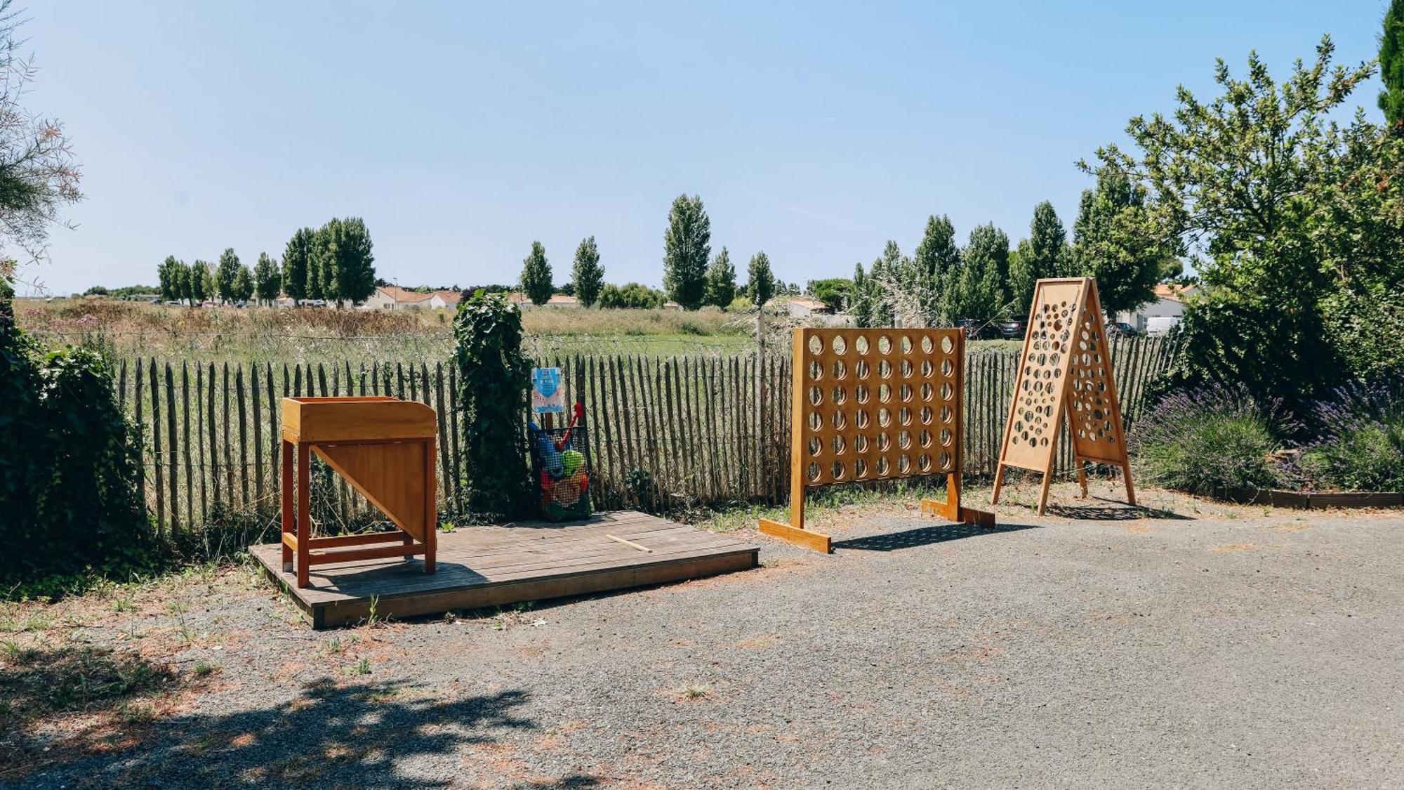 Camping La Pree Les Portes-en-Re Eksteriør bilde