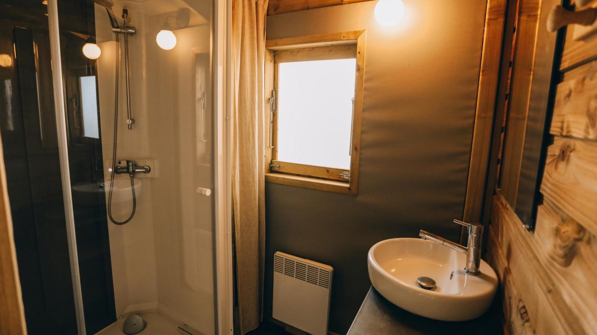 Camping La Pree Les Portes-en-Re Rom bilde